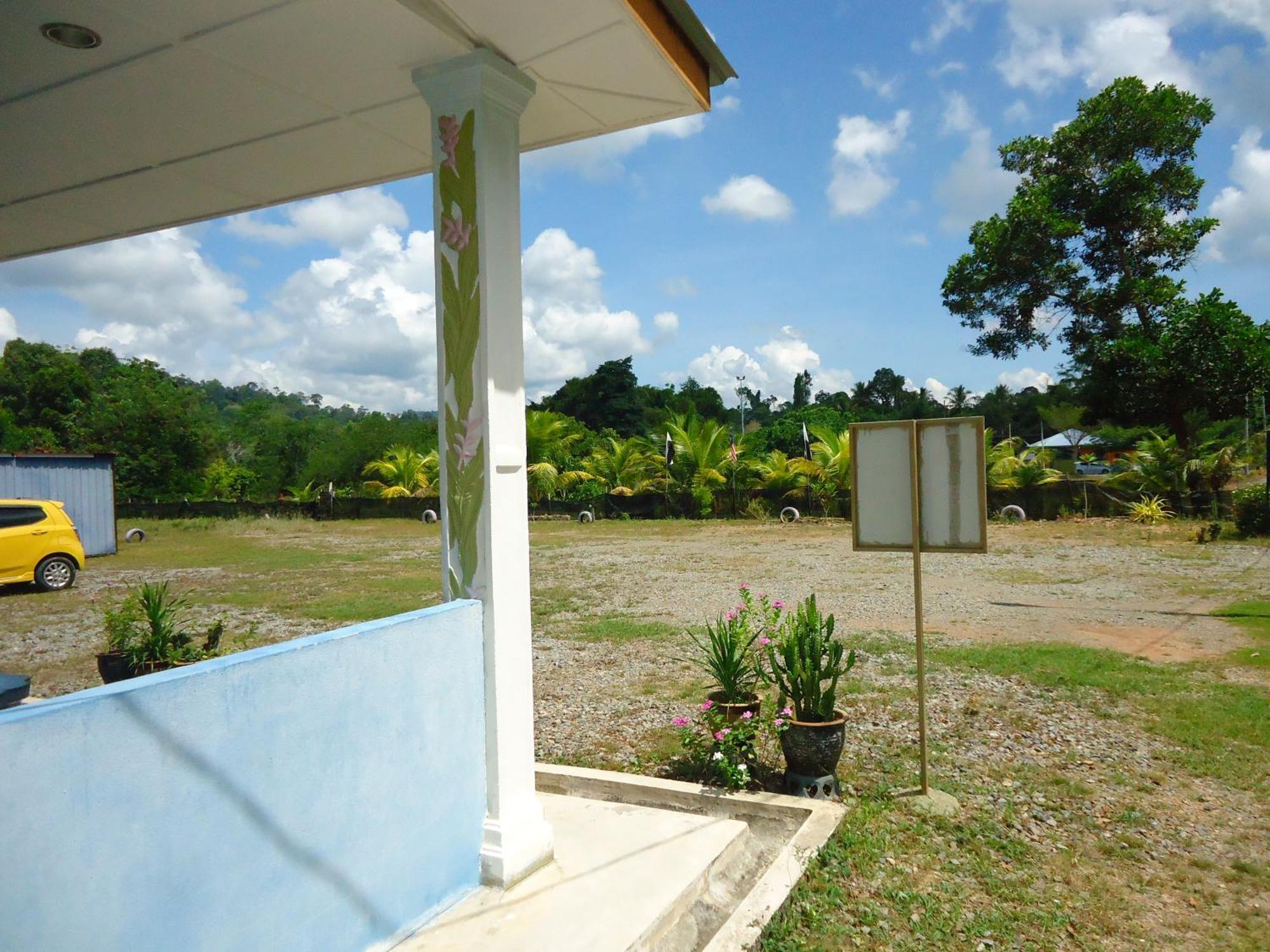 D'Pinggir Guest Room Kuala Tahan Eksteriør bilde